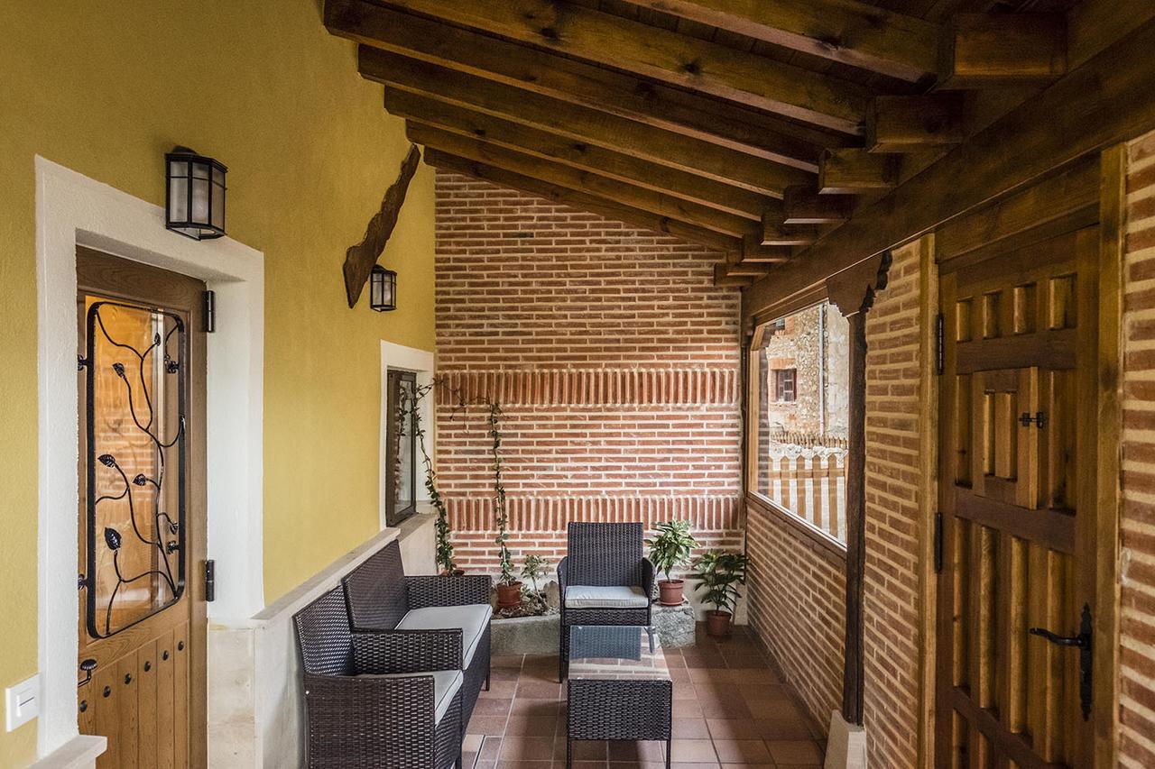 Hotel Rural El Yunque Santibanez de la Pena Εξωτερικό φωτογραφία