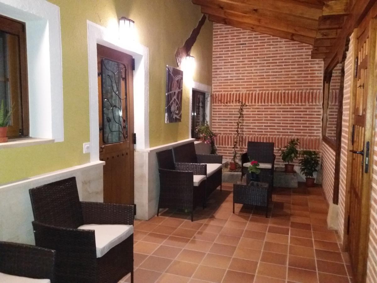 Hotel Rural El Yunque Santibanez de la Pena Εξωτερικό φωτογραφία