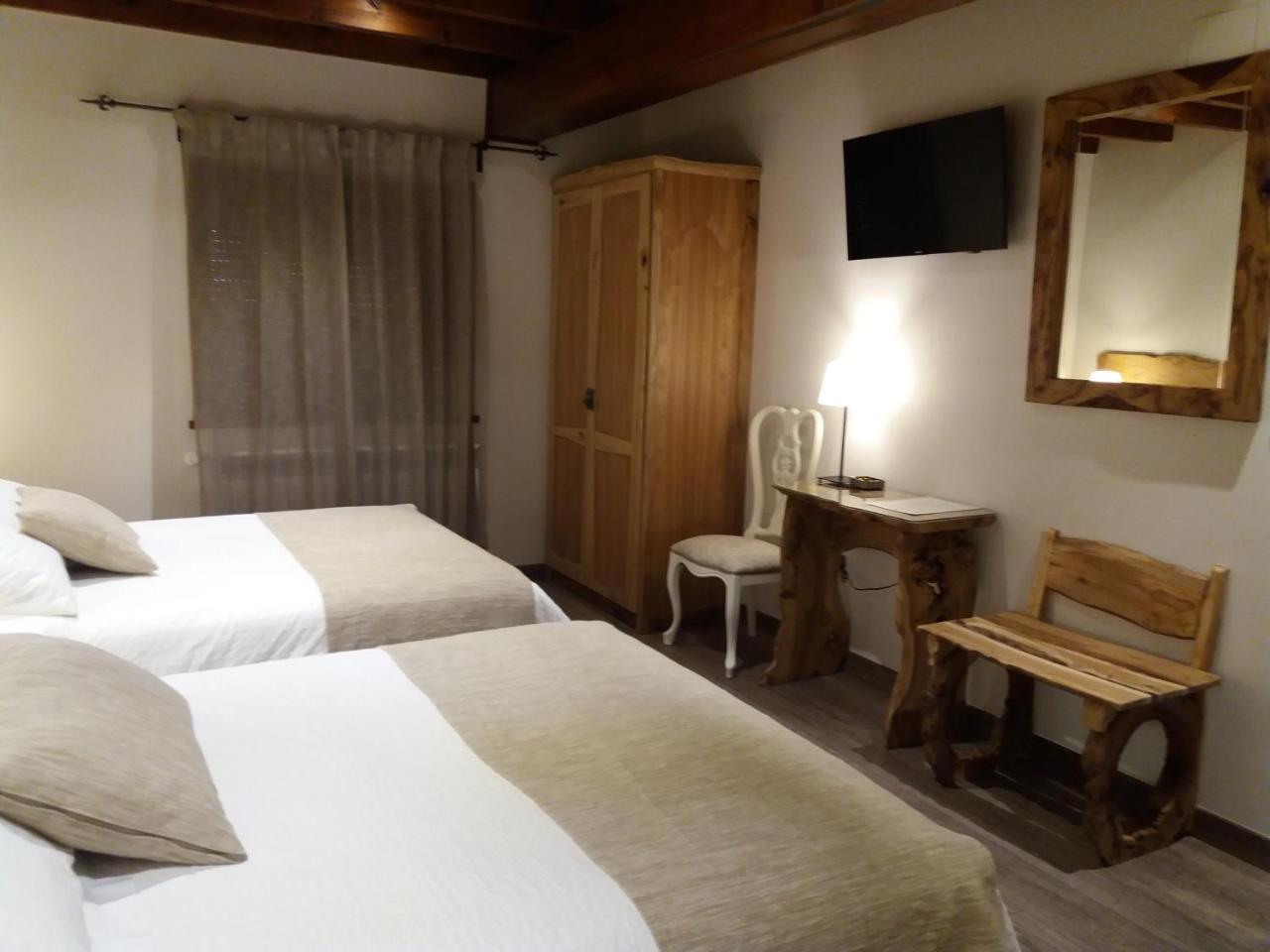 Hotel Rural El Yunque Santibanez de la Pena Εξωτερικό φωτογραφία